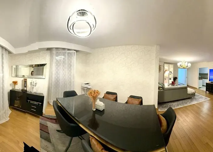 Luxury House Porte Versailles Eiffel Paris