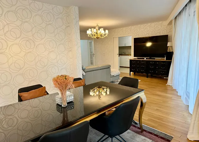 Luxury House Porte Versailles Eiffel Paris