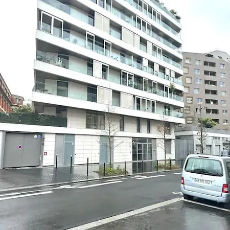 Апартаменты Luxury House Porte Versailles Eiffel Париж